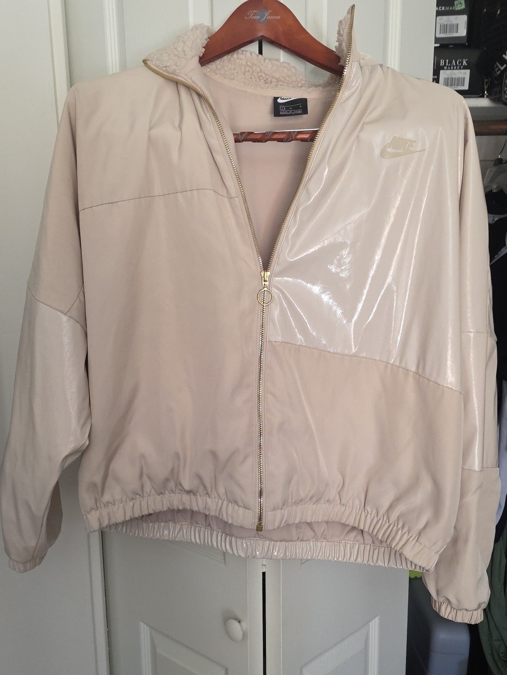 Nike Women’s Beige Cream Bomber Jacket with Gold Zipper